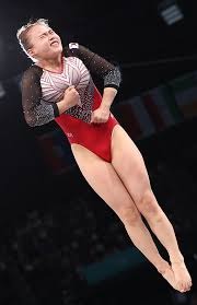 为什么三垒教练的肢体语言加密程度堪比职业特工的通讯代码